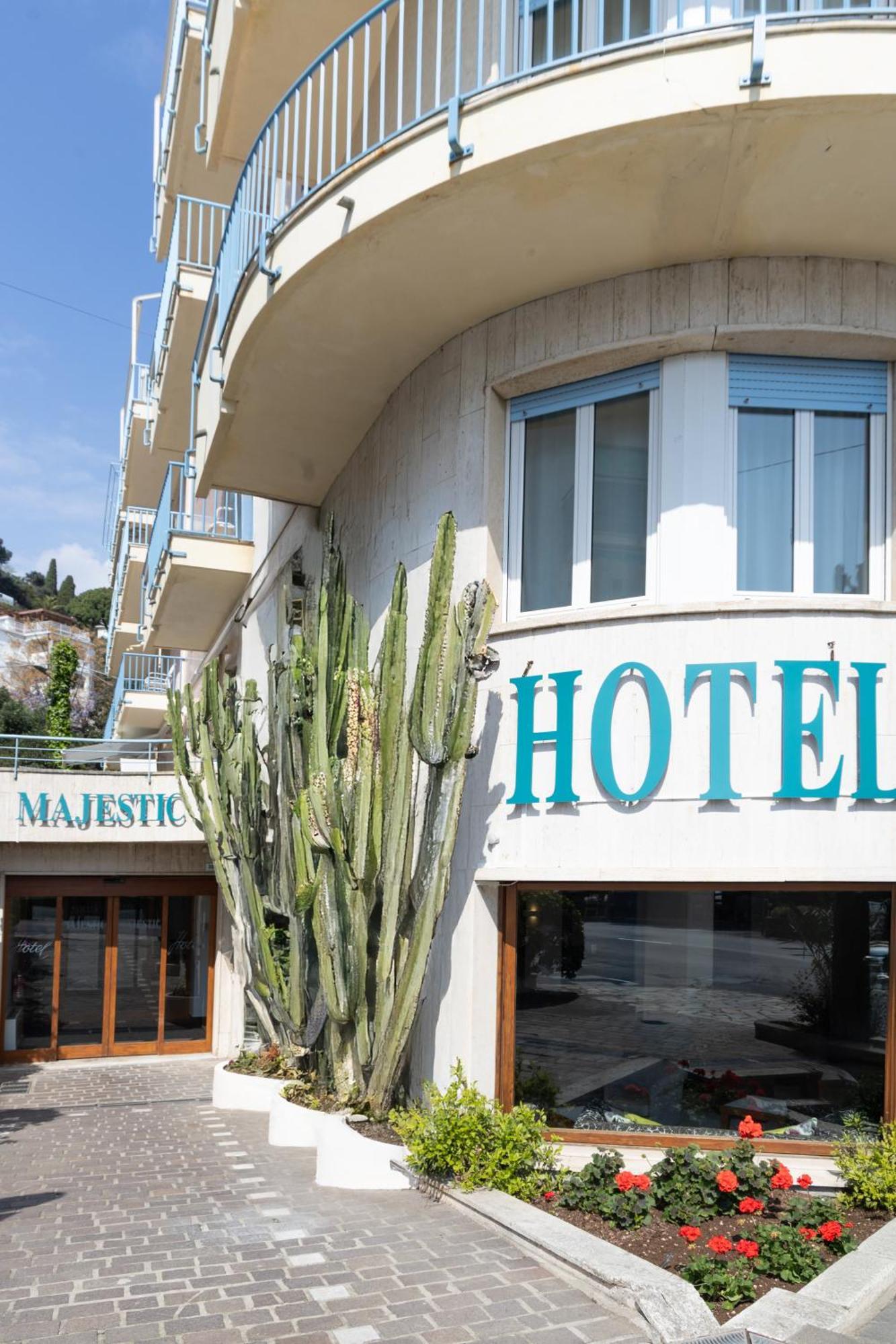 Hotel Majestic By Lvg Hotel Collection Алассио Экстерьер фото